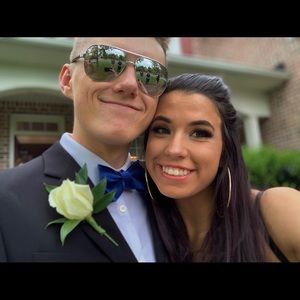 Meet your Posher, Amelia